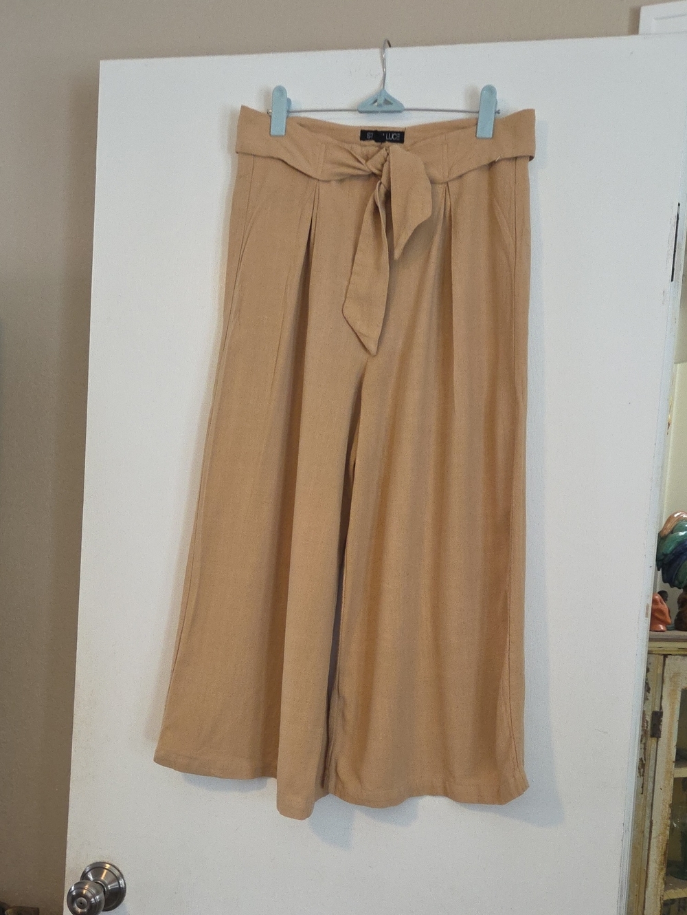 Stella Luce Camel Tie-Waist Wide-Leg Cropped Pants